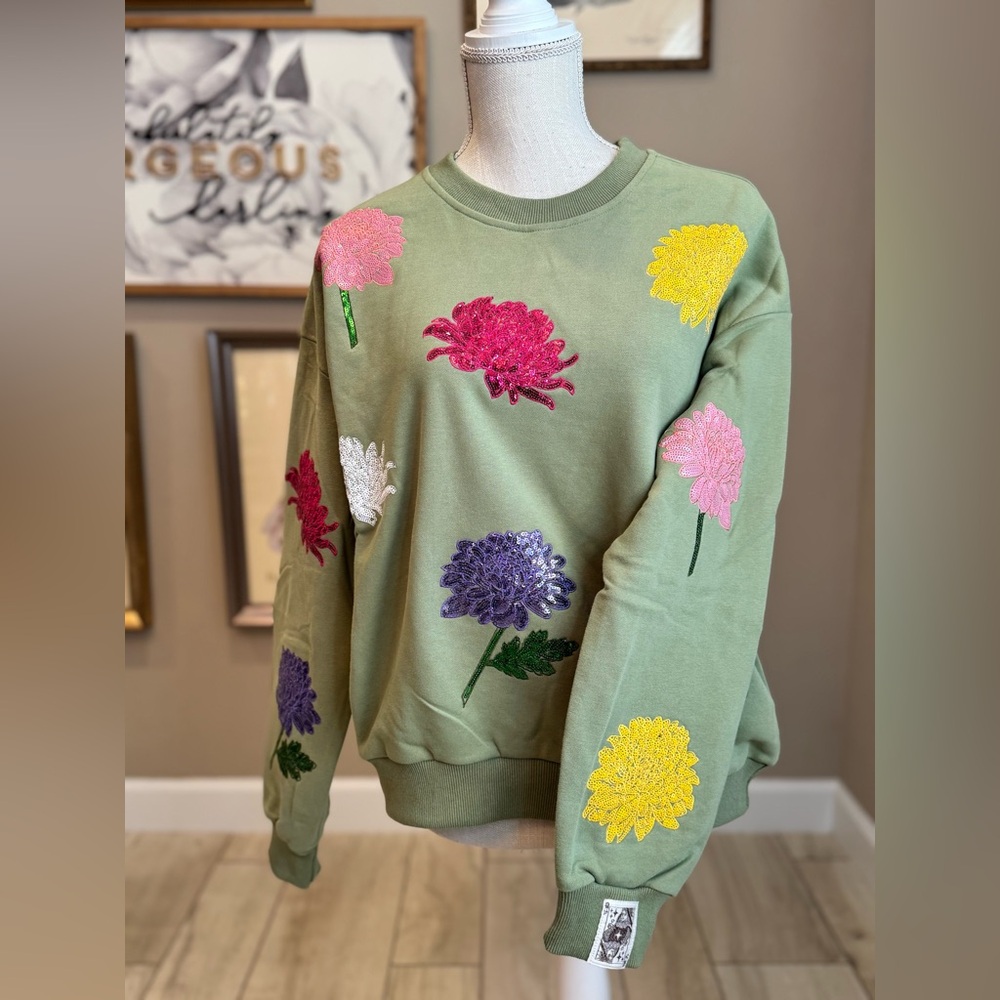 New! QUEEN OF SPARKLES Moss Green Sequin Mum Flower Oversized Sweatshirt